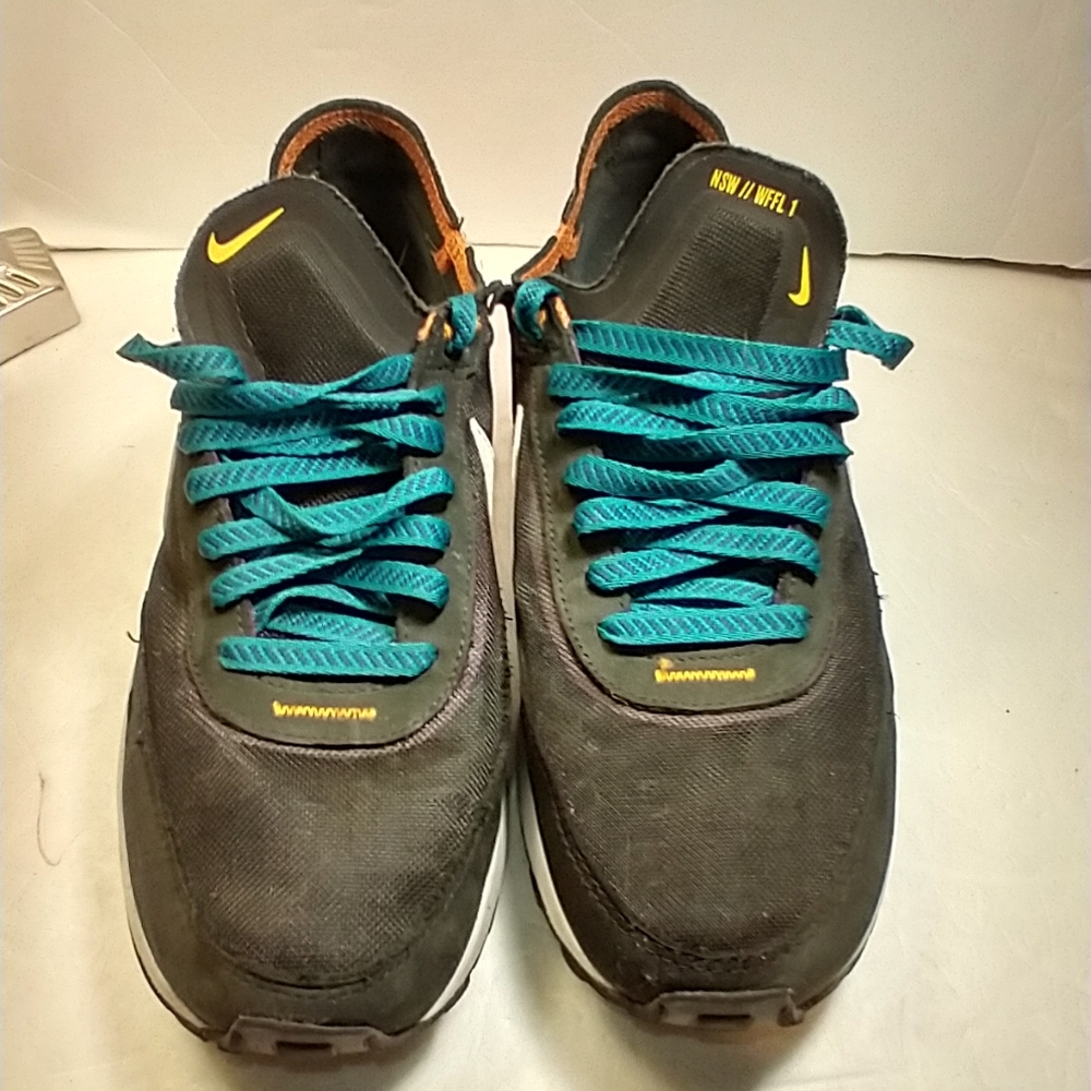 Nike Waffle One 5 Borough Tour NYC Shoes Men's sz 8 - Picture 3 of 11
